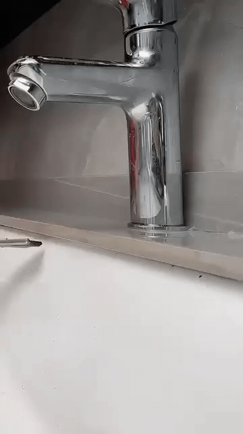 De Frisker™| Borstel- Maak schoon zonder grenzen, zelfs op de meest onbereikbare plekken.